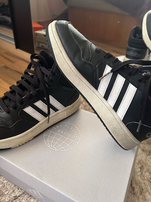 3 чивта маркови маратонки