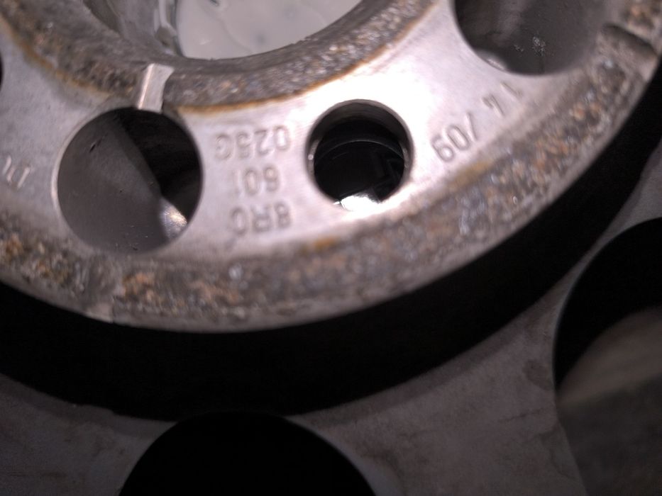 17 цола джанти със зимни гуми за Audi Q5