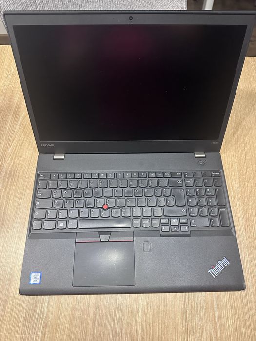 Лаптоп Lenovo T570