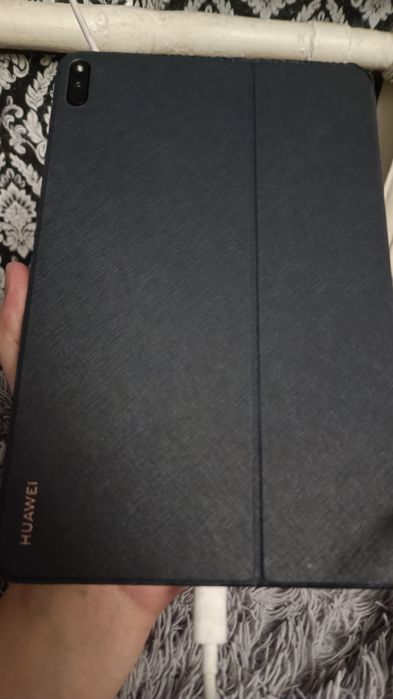 Продам планшет хуавей