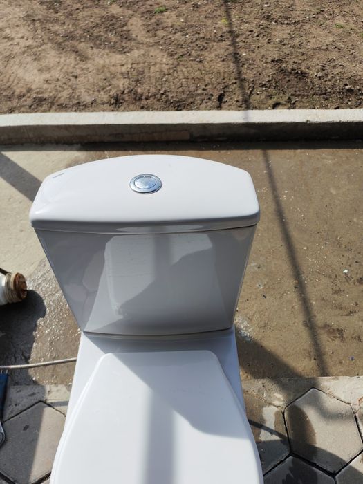 Продам унитаз б/у