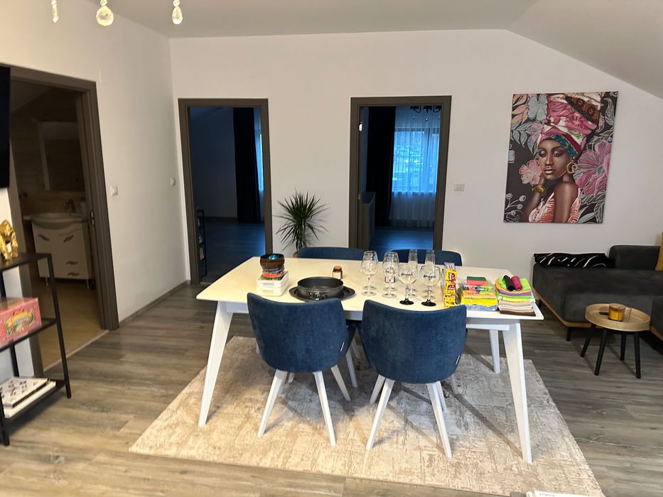 Închiriez locuința