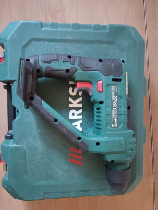 Акумулаторен перфоратор parkside 20V