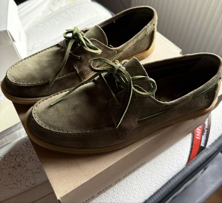 Mocasini CLARKS din piele întoarsă