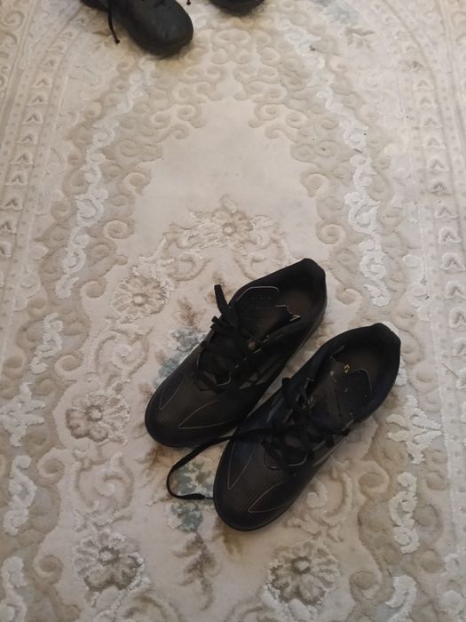 Vând ghete adidas F50 mărimea 38-39