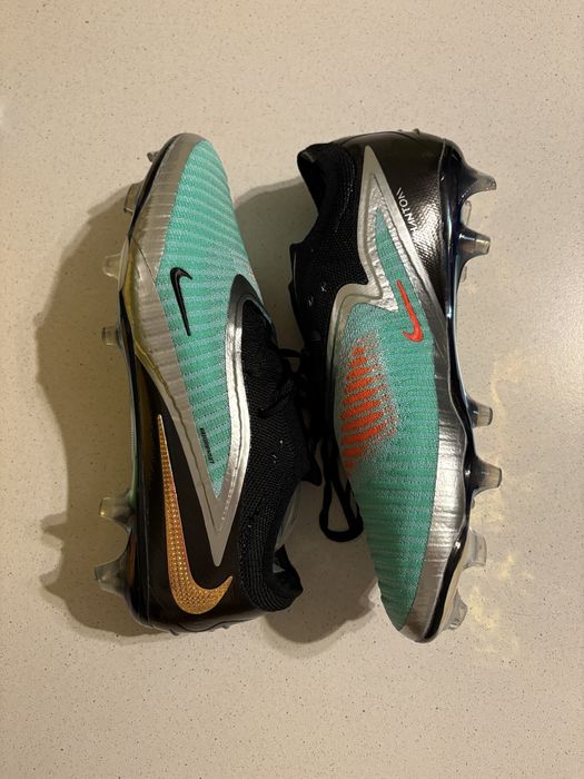ghete fotbal mercurial si phantom