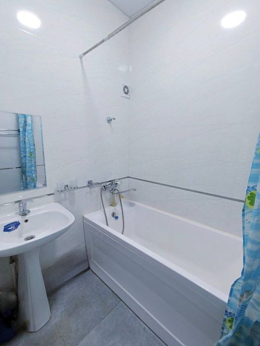 Mirobod oybek metroda kvartira ijaraga beriladi