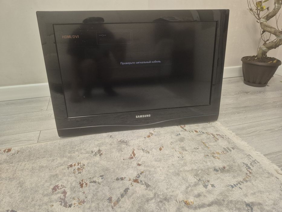 Телевизор Samsung