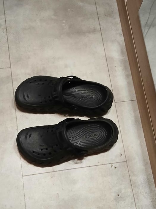 Продавам мъжки Обувки Crocs