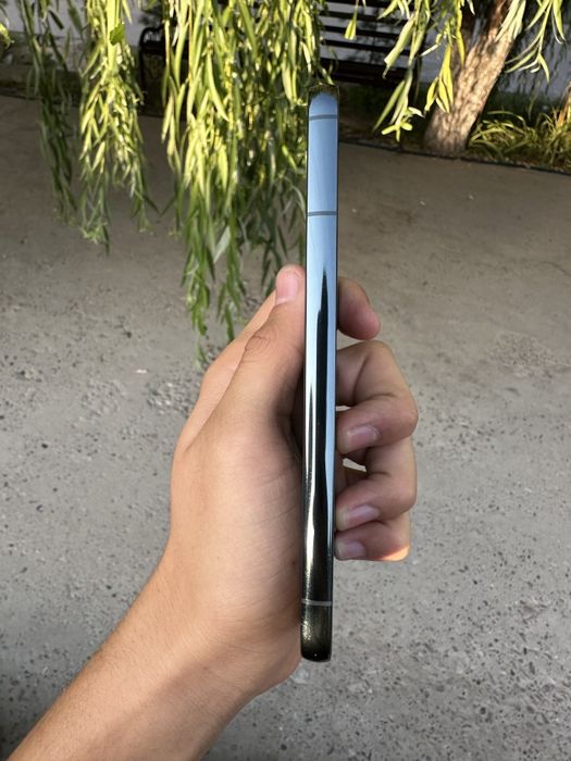 Samsung S22 8/256gb