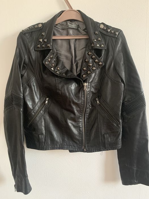 Кожаная женская куртка