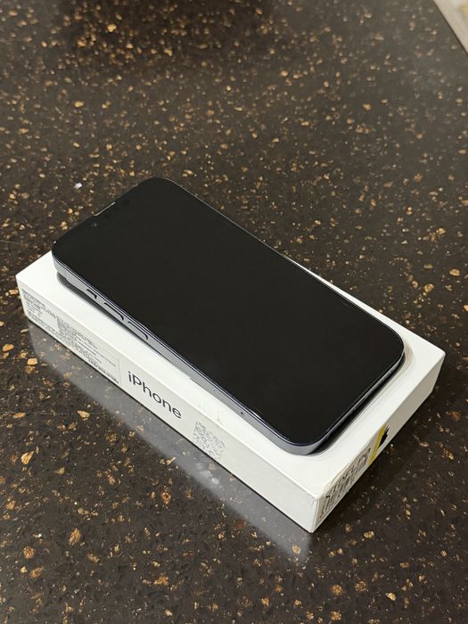 Айфон 14 черного цвета