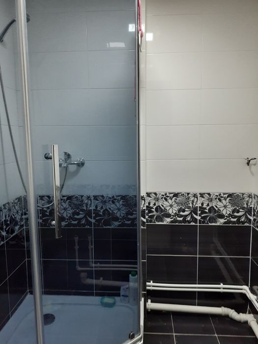 Ремонт, отделка кафелем.