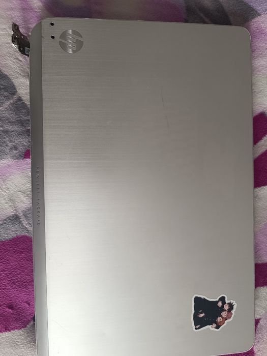 Рабочий ноутбук..