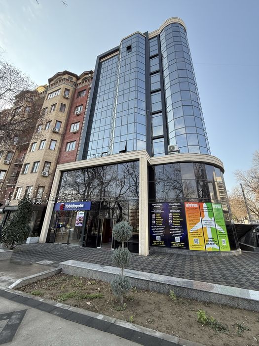 Продам в центре офис 57 квм ул.Бобура