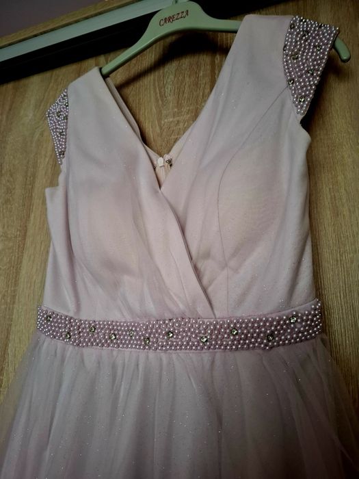 Rochie elegantă, scurtă, roz