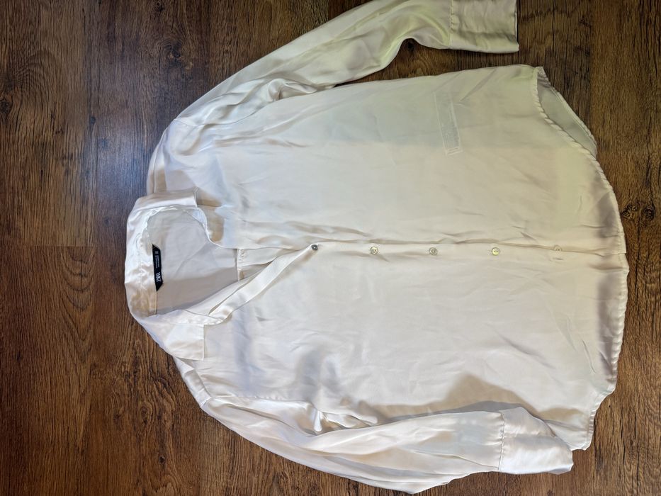 Нова риза - Zara