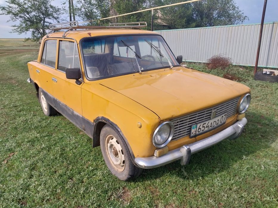 Продам машину ваз 2101