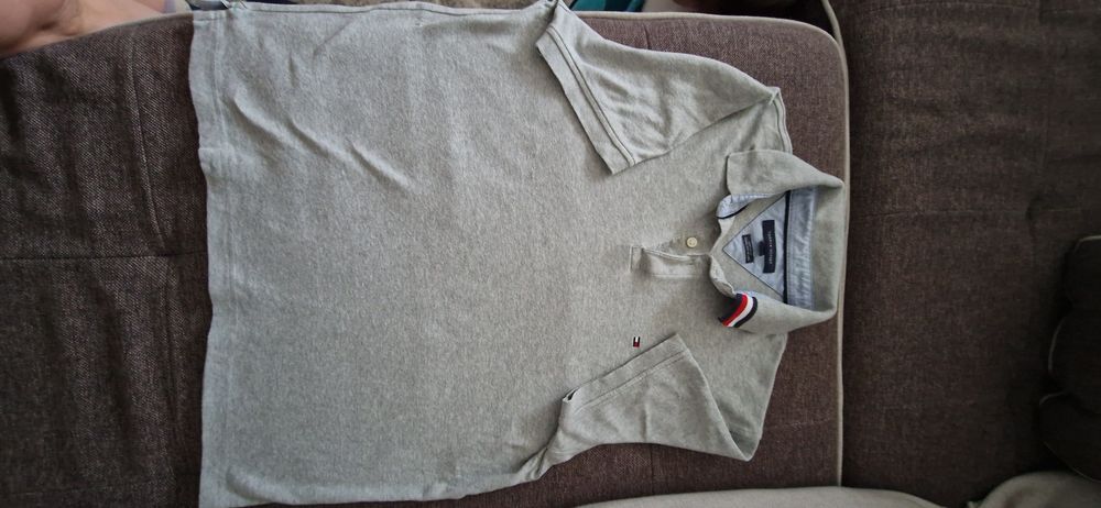 Tommy Hilfiger оригиналнa поло