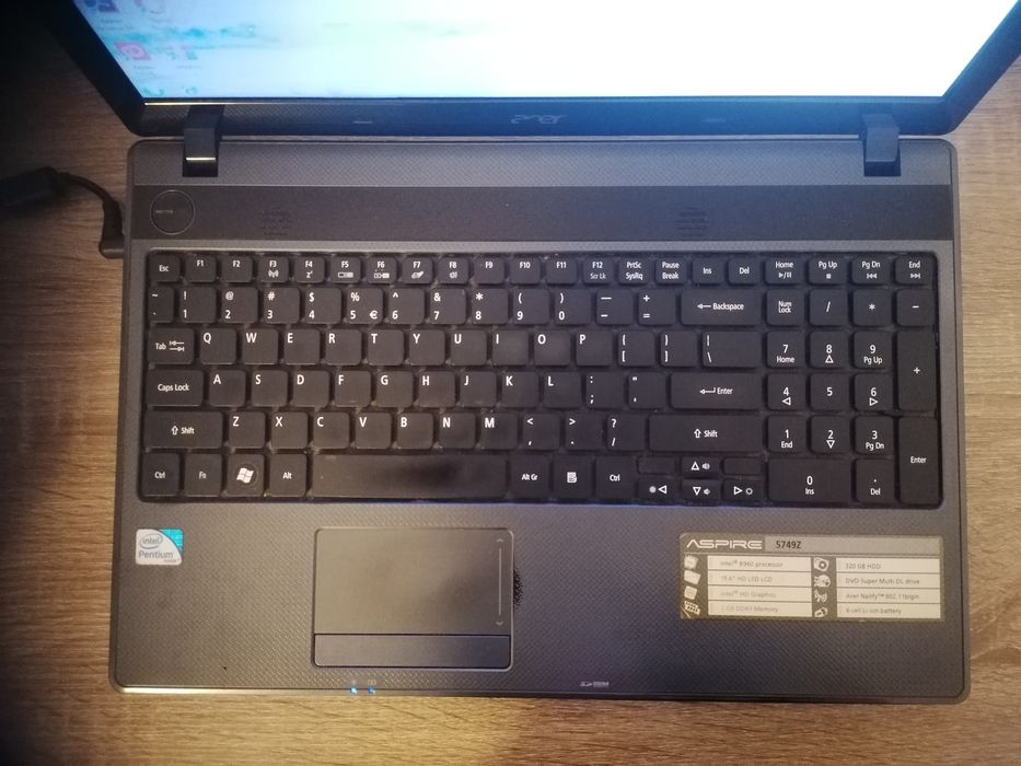 Vând laptop  Acer Aspire funcțional!