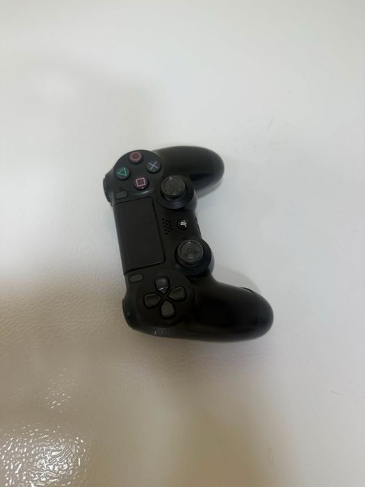 Vand ps4 cu jocuri