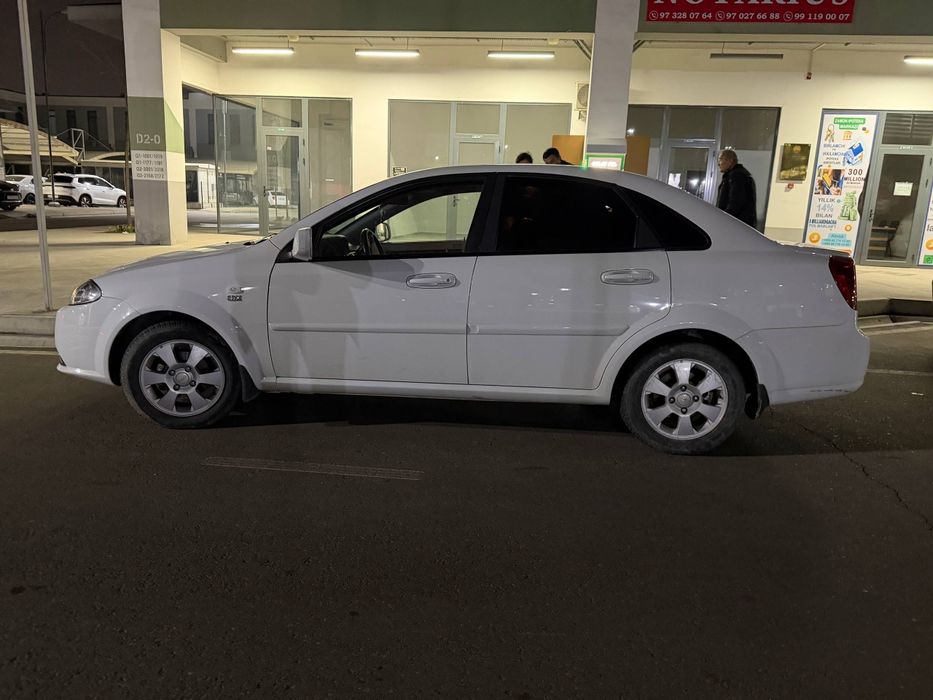 Gentra 2021 3-Poz Avtomat 35 min probeg Benzinda Xolati Zor 850$ bilan