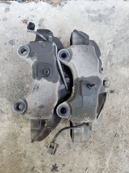 Предни апарати тоарег 5.0тди