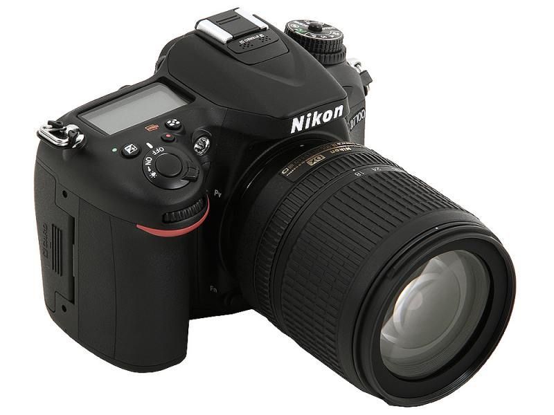 Продаю фотокамеру NIKON D 7100