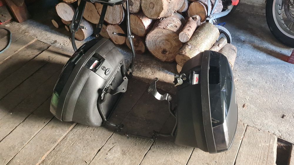 Topcase Honda vfr800 2005 si undertail