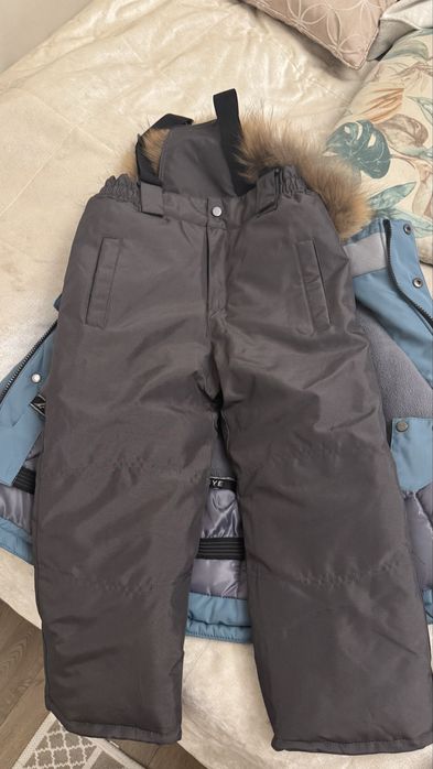 Продам детский комбенизон Lassye