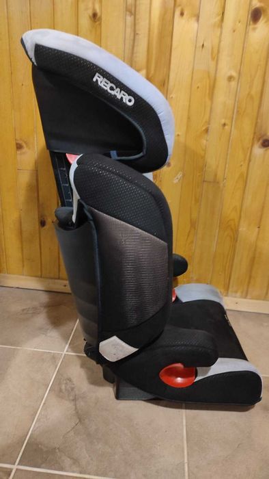 Детско столче RECARO Monza Nova + вградени тонколонки / 15-36 кг