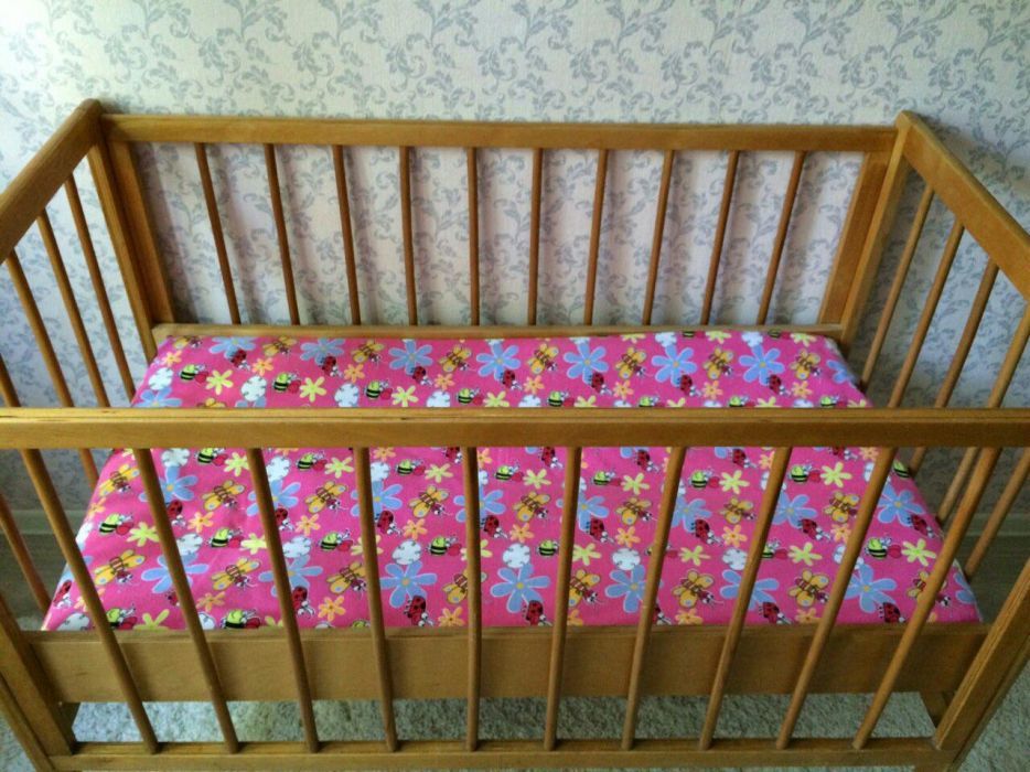 Детская кроватка-манеж