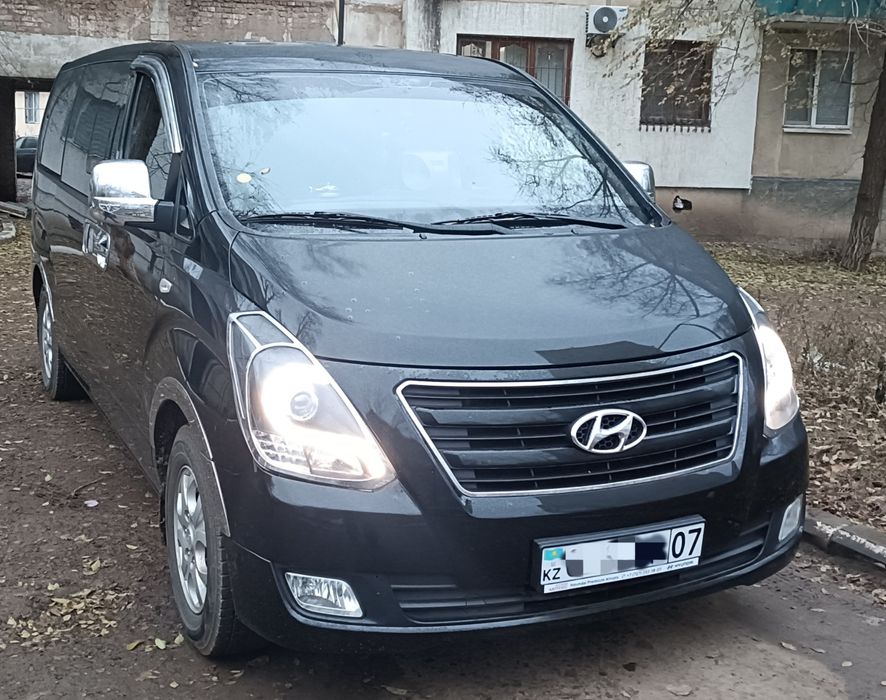 Продам Hyundai Grand Starex