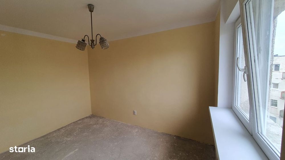 ap. 3 cam MVI str. Gladiolei 6 et 4 , 2 bai , 820 Eu/ mp