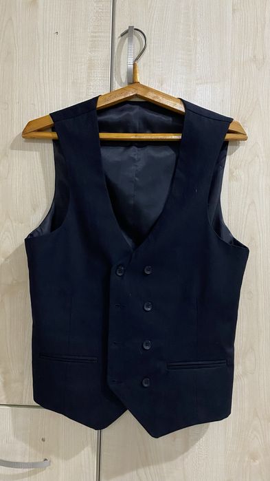 Костюм тройка