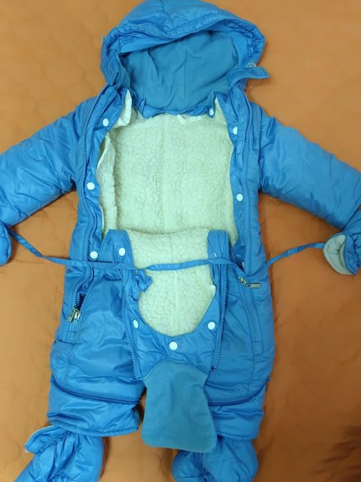 Продам комбинезон, трансформер