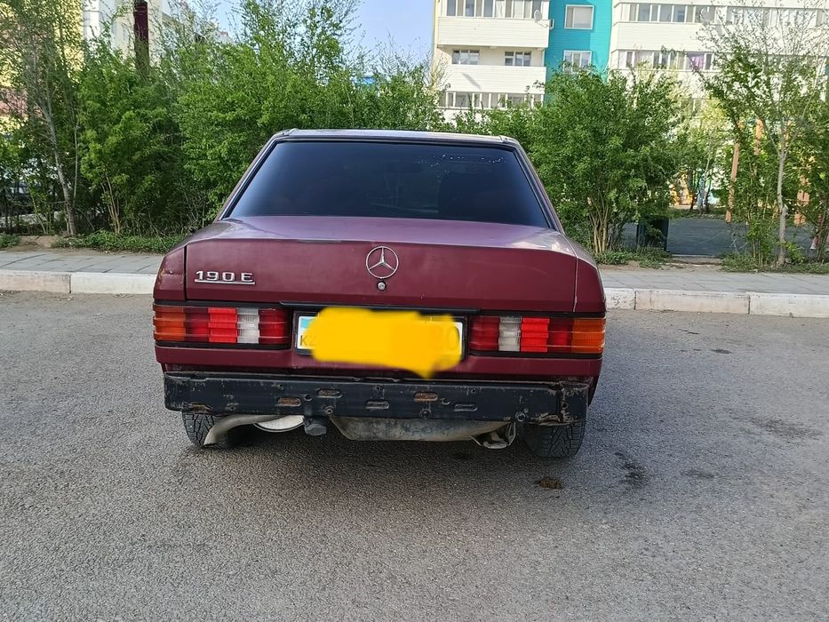 Продам машину mercedes-benz