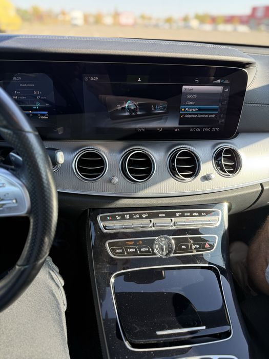 Vand MERCEDES E220 AMG 2018, PANORAMIC, 180.000km