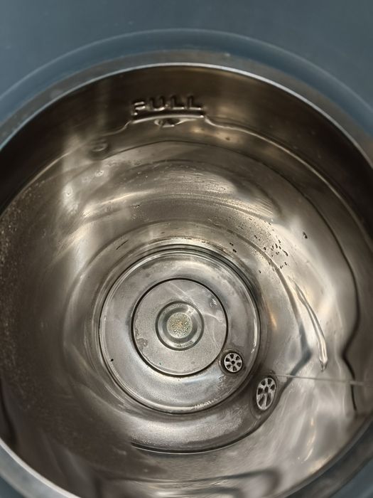 Срочно продам термопот на запчаст