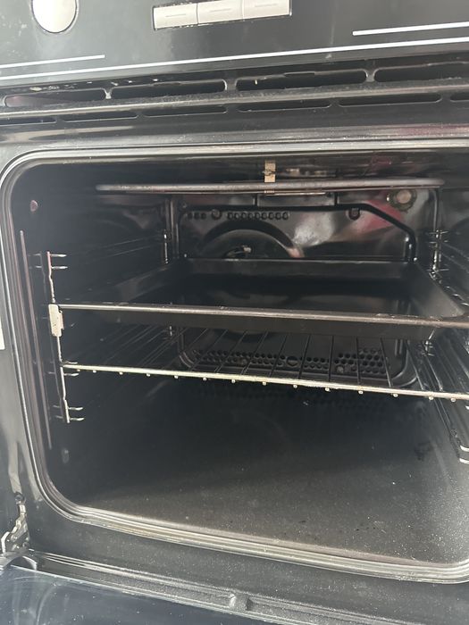 Срочно продается духовой шкаф Electrolux