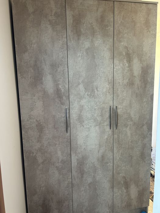 Продам спальный гарнитур