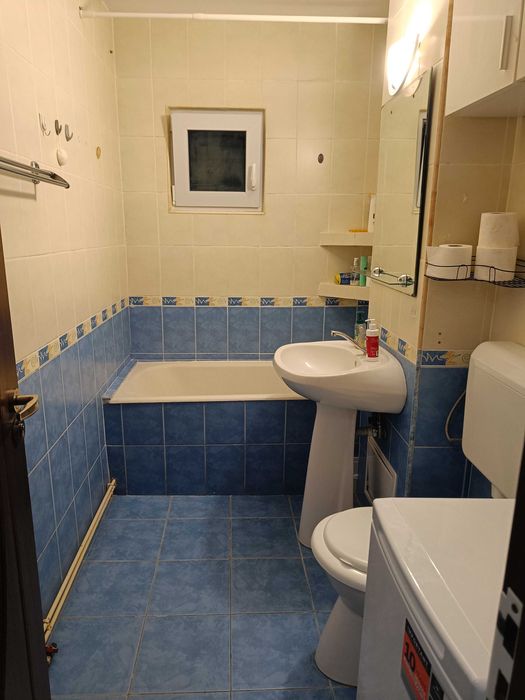 Caut colegă de apartament, închiriez cameră