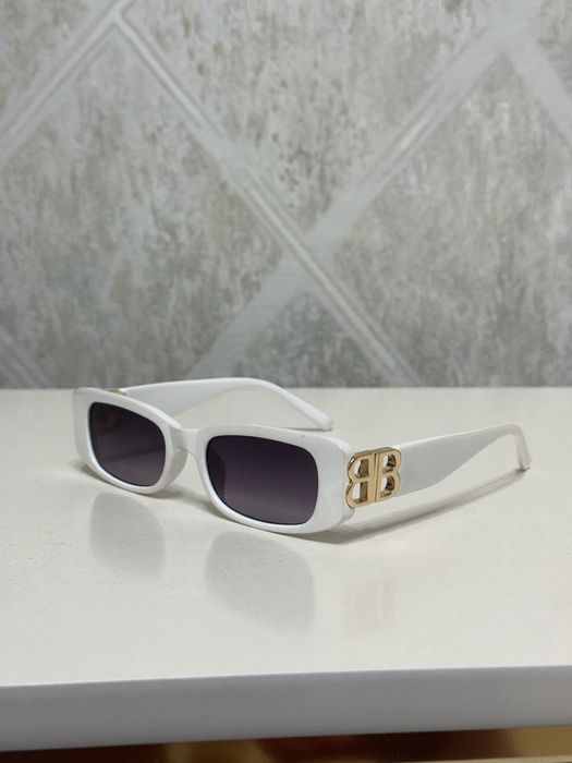 Продается женские очки оба за 50 тысяч