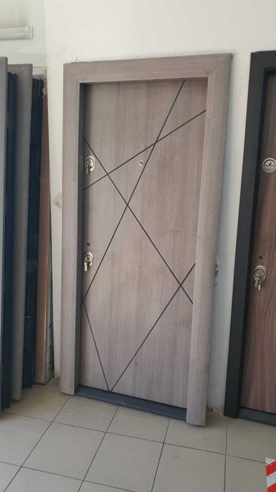 Usa/usi Metalice Romanesti Arta Door model 2025