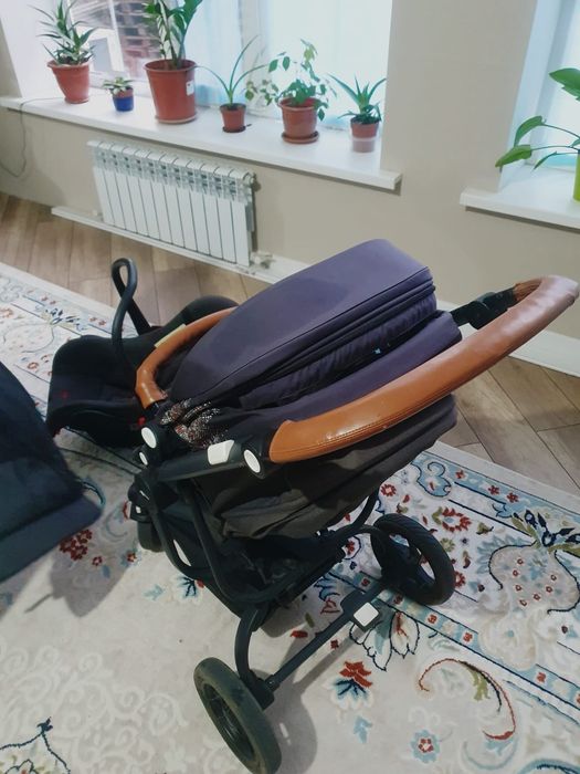 Б/у коляска в отличном состоянии,
