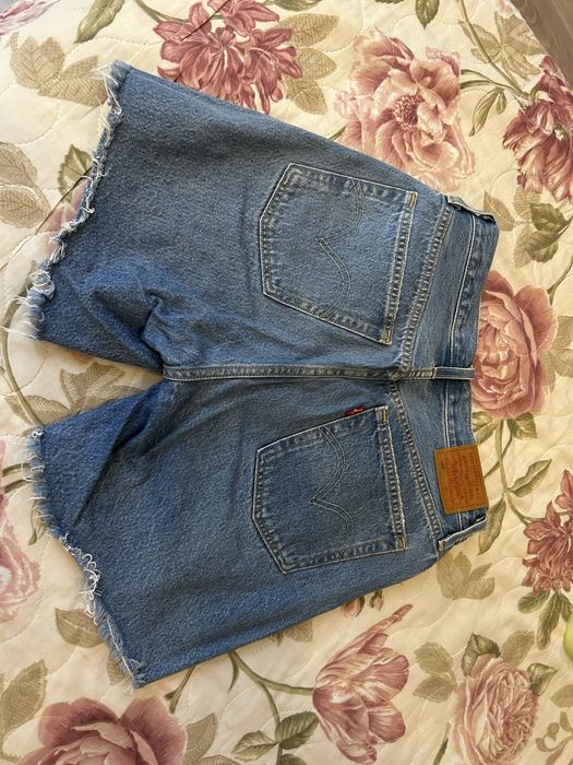 Pantaloni blugi Levis, scurti, L