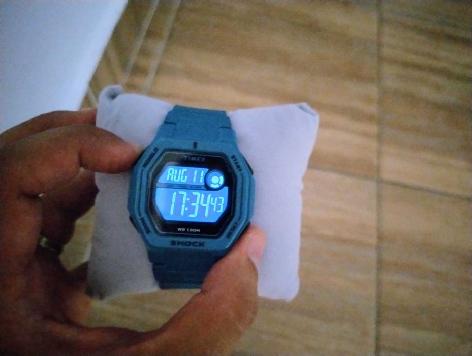 Vand ceas Timex Shock TW2V59900