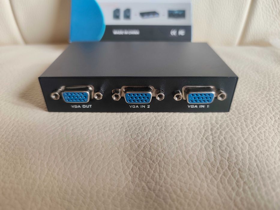 VGA Switch 2-Port – превключвател за 2 PC към 1 монитор, черен