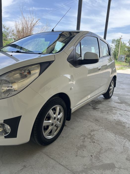 Chevrolet Spark 2012 yil