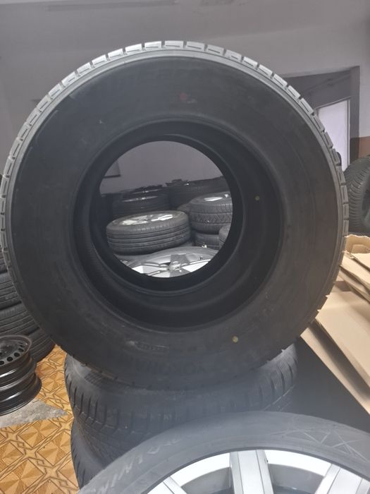 2 buc 205 65 16c Yokohama Noii